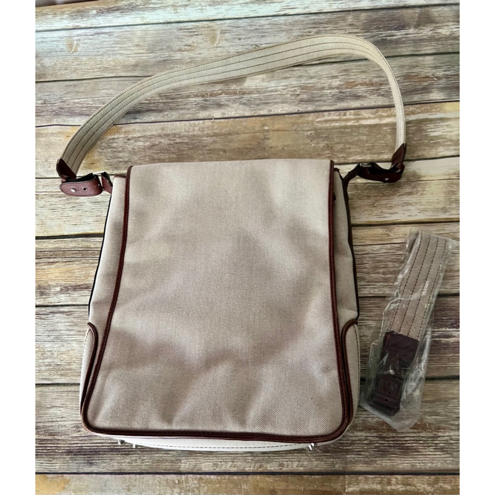 NWOT BARON TRAVEL BAG